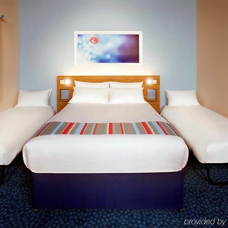 Travelodge Battersea 伦敦 外观 照片